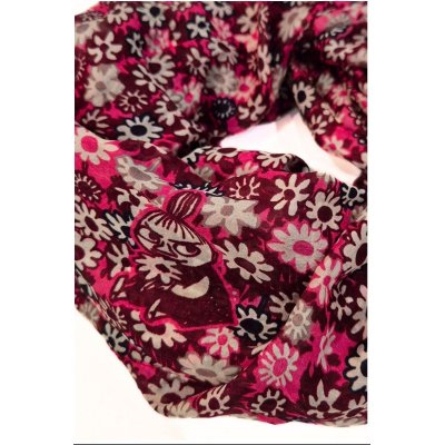 Hedvábný šátek loop-scarf Moomin Little My fuchsia